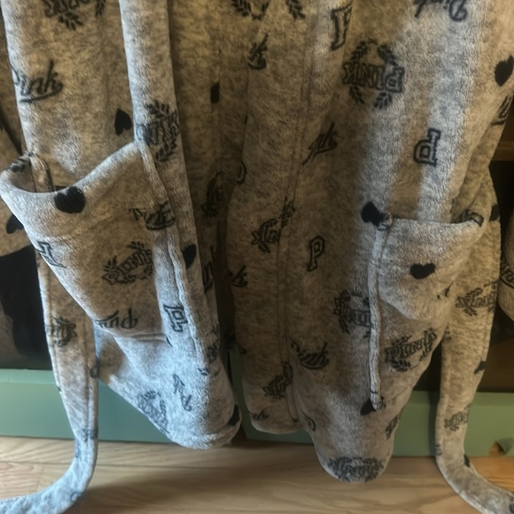 PINK short robe - Picture 4 of 4